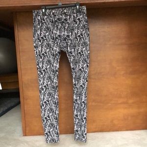 HUE Leggings Size Small